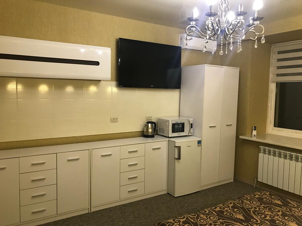 Apartment Near Dnipro Arena ภายนอก รูปภาพ