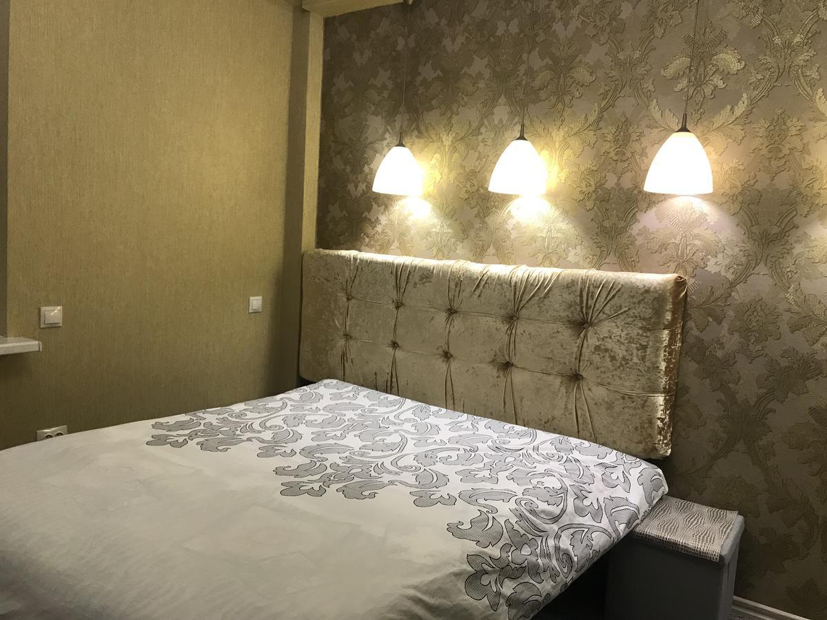 Apartment Near Dnipro Arena ภายนอก รูปภาพ
